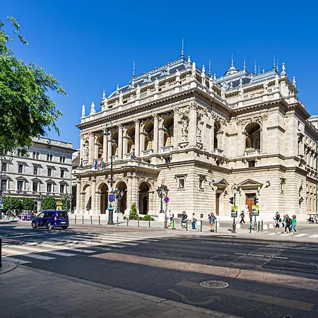 Serenity Luxury Apartment Budapest